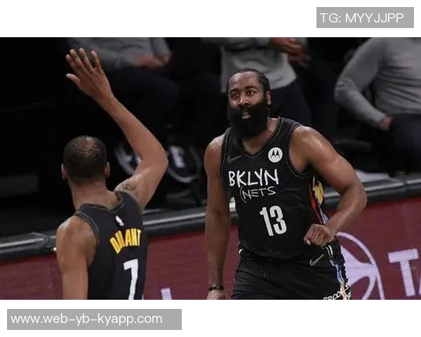 格莱姆斯全场表现惊艳13投7中砍下22分7篮板13助攻创助攻生涯新高