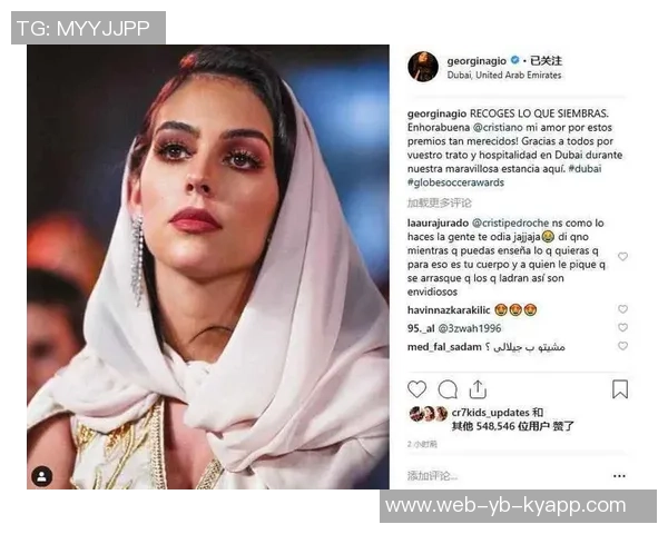 C罗惊喜不已女儿万圣节装扮令人意想不到的创意与惊艳 C罗惊喜不已女儿万圣节装扮令人意想不到的创意与惊艳