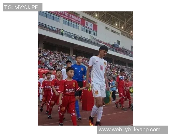 小川航基期待在与巴西队的较量中把握有限机会实现进球梦想 小川航基期待在与巴西队的较量中把握有限机会实现进球梦想